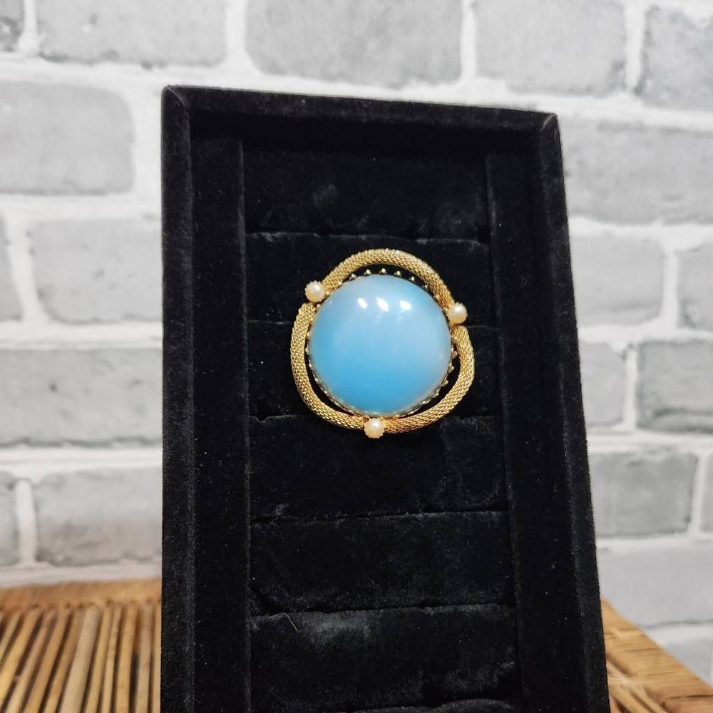 ANTIQUE Blue Chalcedony Satin Turquoise Cabochon Brooch Gold Tone Pearls Pin